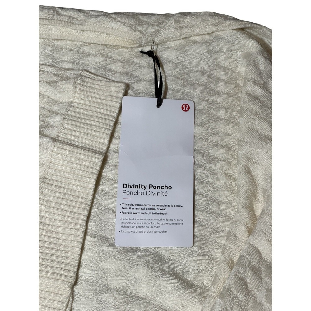 NWT Cream Lululemon Divinity Poncho #lululemon #yoga #athleisure